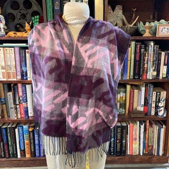 scarf, made in Italy by Cejon - Picture 1 of 4